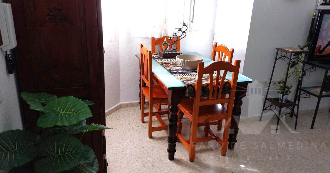 inmobiliariafarodesalmedina1b