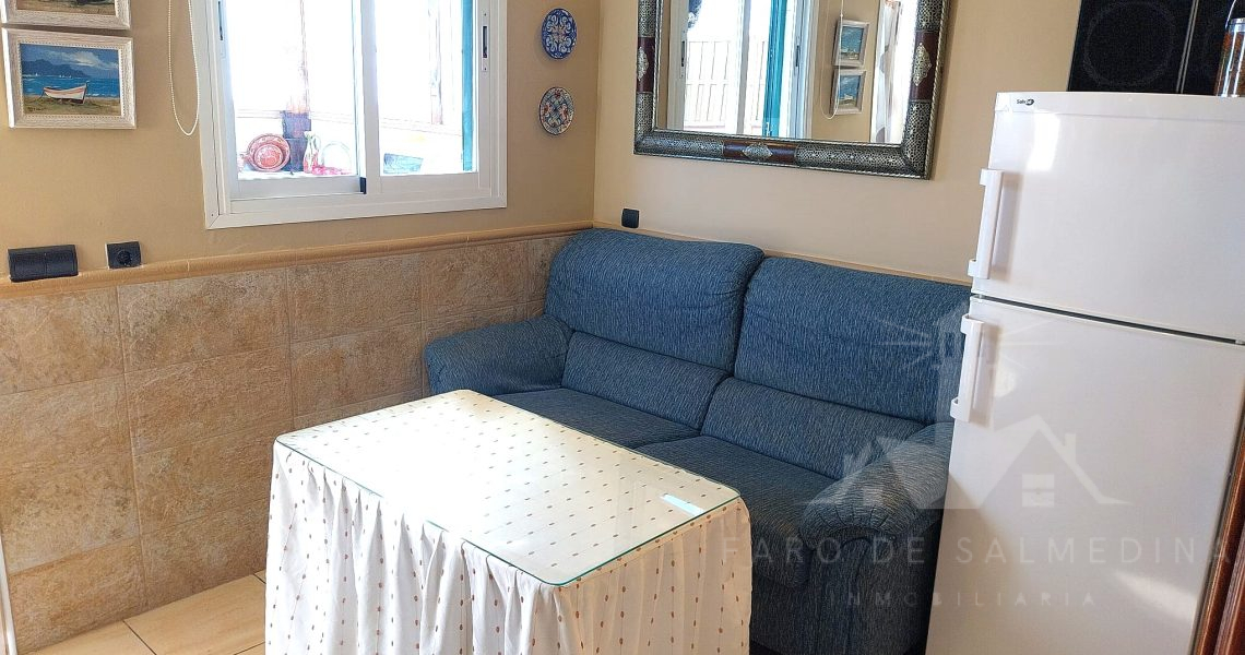 inmobiliariafarodesalmedina1xx