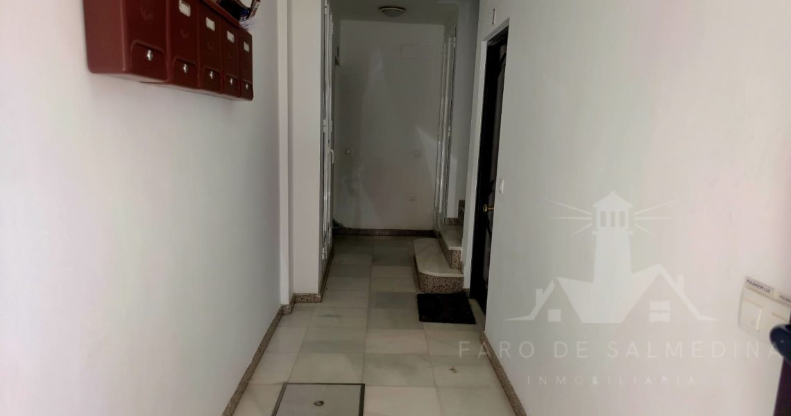 inmobiliariafarodesalmedina1dd
