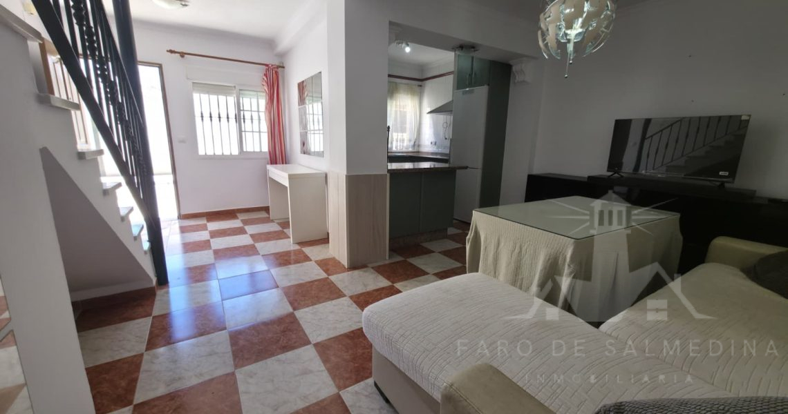 inmobiliariafarodesalmedina1e